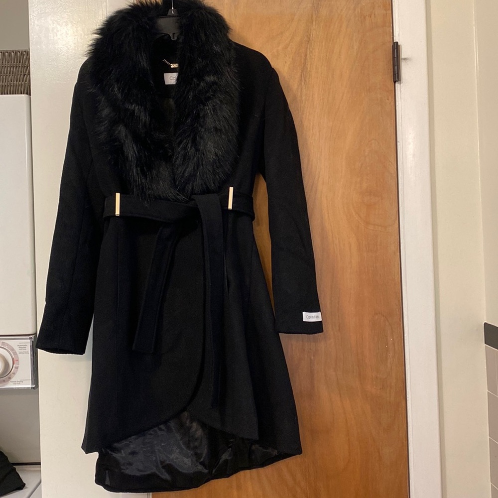 Black coat with removable faux fur trim